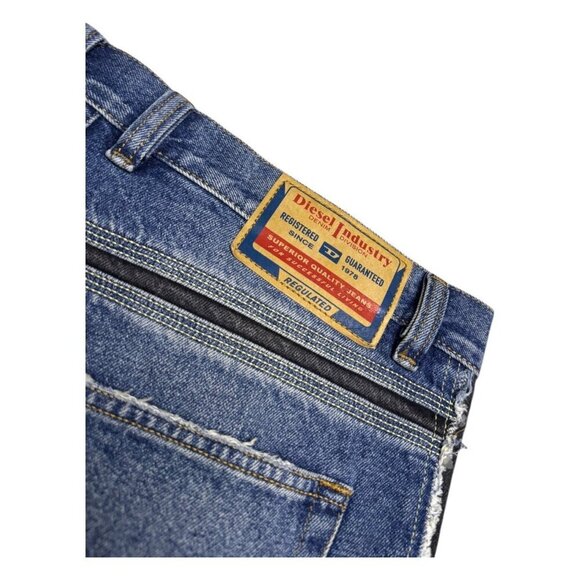 DIESEL Raw Edge Trim Designer Straight Fit Denim Jeans Black Blue Mens 36x32 - Picture 6 of 7
